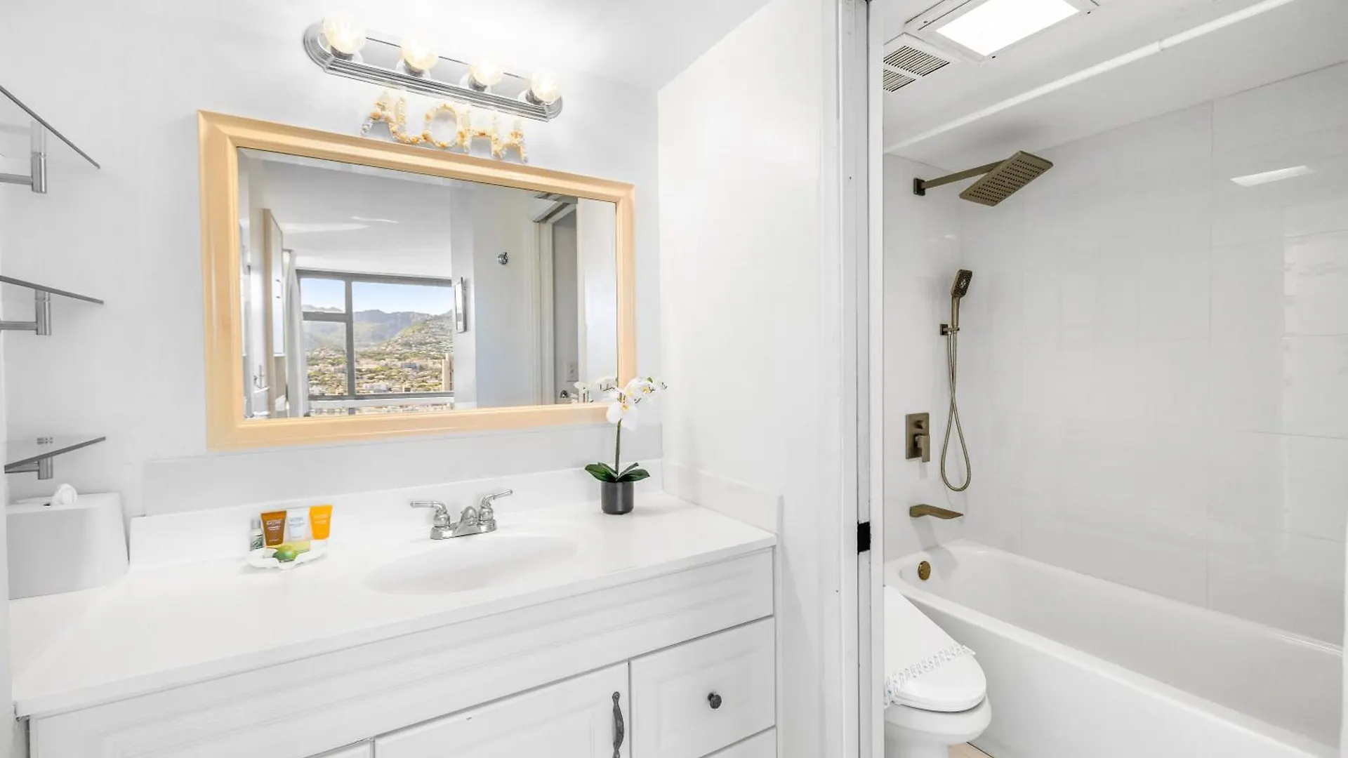 Mountain View Condo, Close To Beach With Free Parking Honolulu United States