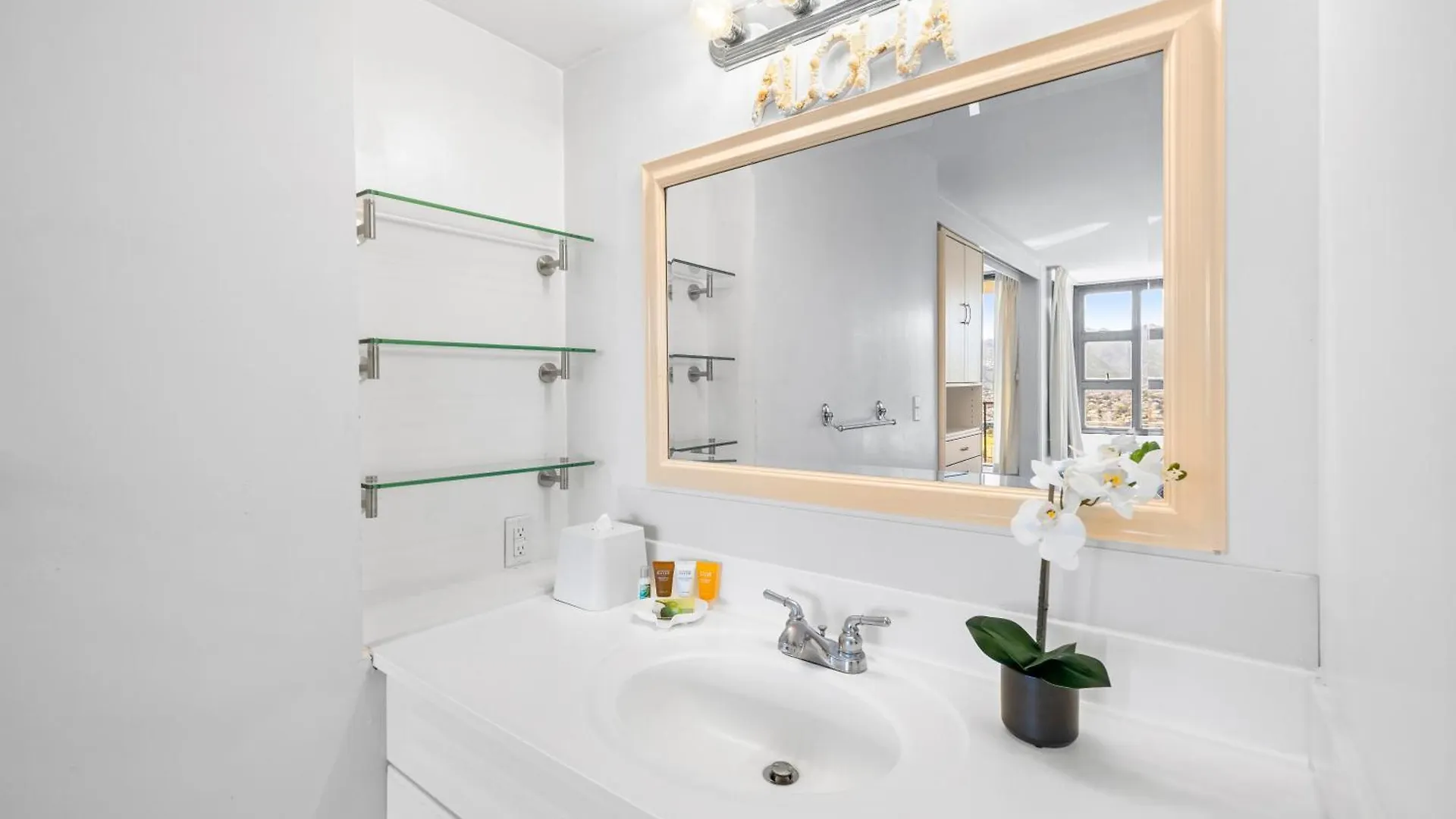 Mountain View Condo, Close To Beach With Free Parking Honolulu 0*,  United States